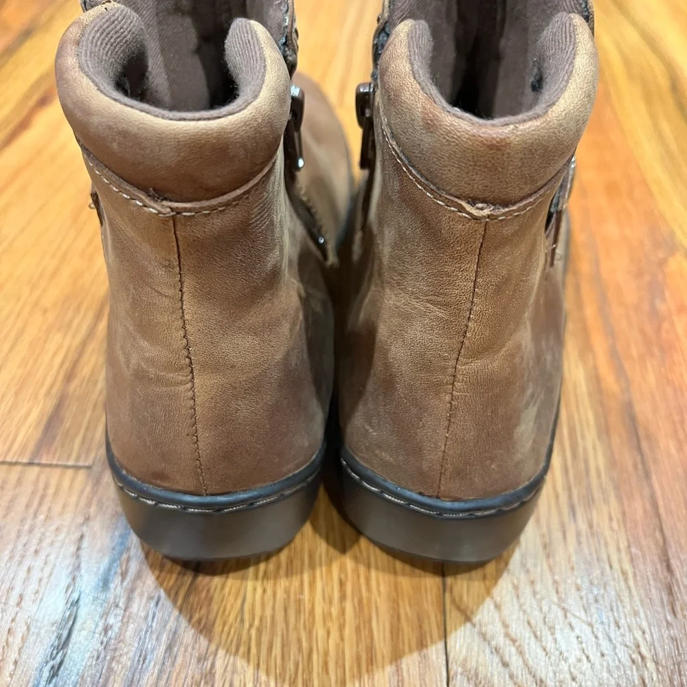 Collections by Clarks women's side zip Cora Rae Dark Tan Size 7.5‎ M Like New